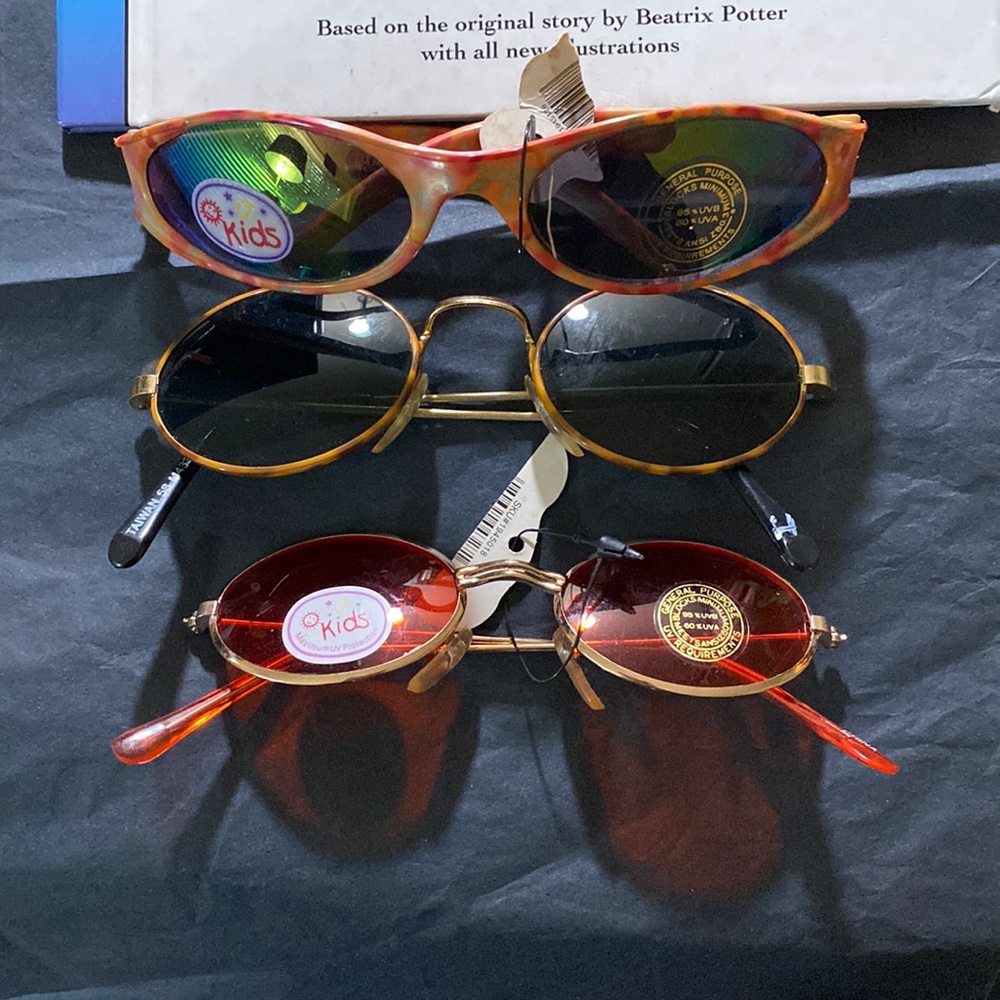 Shades fir the kids/The tale of the Two Bad Mice